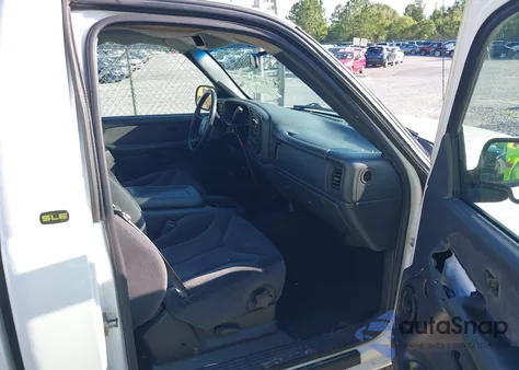 2000 GMC Sierra 1500 Sle z USA, uszkodzony, nr VIN 1GTEK14T1YZ175410